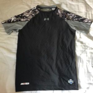 Under Armour heat gear NFL large compression shirt